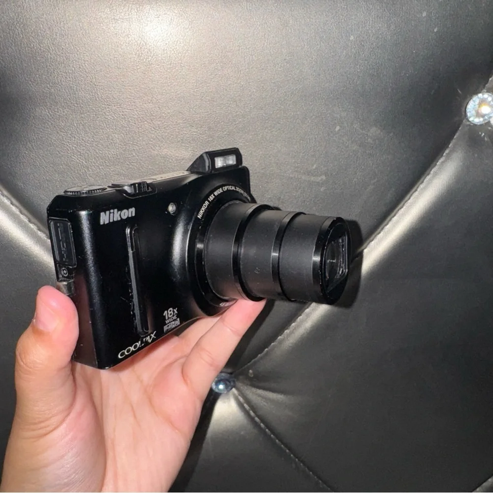 Nikon COOLPIX Black Compact Camera